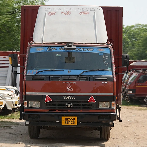 TATA 1109