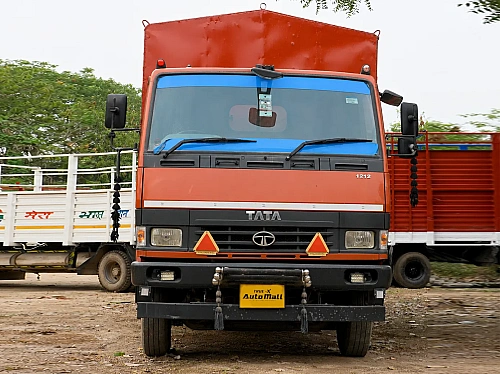 TATA 1212