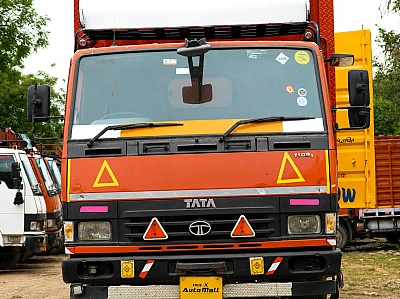 TATA 1109