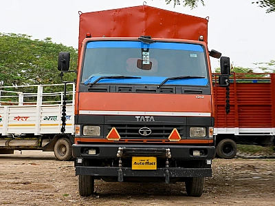 TATA 1212